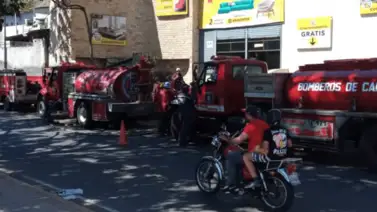 Caracas: Tres lesionados durante incendio en mueblería este #3Dic Caracas: Tres lesionados durante incendio en mueblería este #3Dic