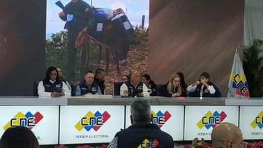 Elvis Amoroso: El 97% de la mesas funcionan correctamente