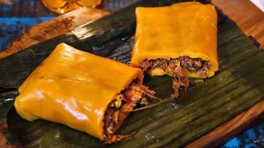 Actriz y cantante mexicana comparten receta de hallacas venezolanas