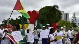 Maduro llama “traidores” a venezolanos residentes en Guyana