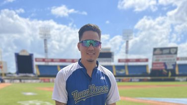 ¡A bordo! Grandeliga Wilmer Flores se reportó al Magallanes