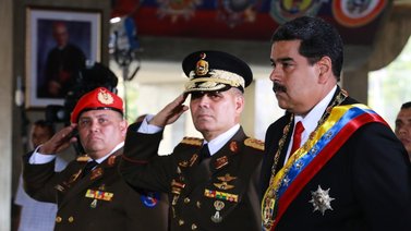 Maduro ordenó a la FANB instruirse en materia del Esequibo
