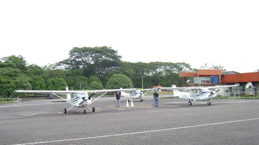 Avioneta de prácticas se precipitó a tierra en Miranda