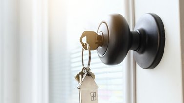 ¿Te vas de viaje en Navidad? Por eso es vital la seguridad de tu casa