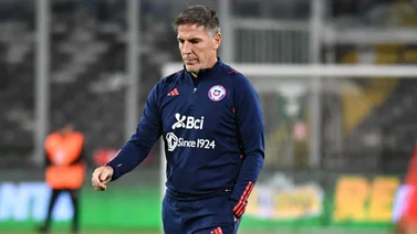Eduardo Berizzo renuncia a su cargo como técnico de Chile