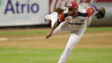 ¡Siguen los movimientos! Mega cambio entre Águilas del Zulia y Tiburones de La Guaira