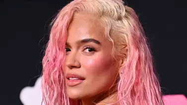 Karol G sorprende a sus fans con un nuevo "look" (+fotos) Karol G sorprende a sus fans con un nuevo "look" (+fotos)