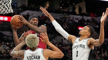 Miami Heat supera a los Spurs en cerrado duelo