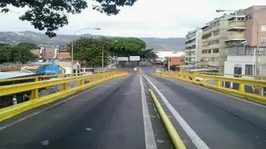 Reinaugurado elevado de la avenida Roosevelt en Caracas Reinaugurado elevado de la avenida Roosevelt en Caracas