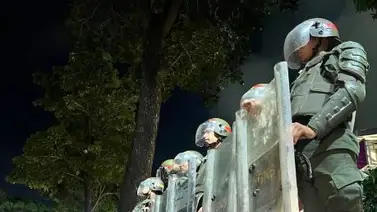 Tensión en El Paraíso: vecinos protestan por falta de electricidad Tensión en El Paraíso: vecinos protestan por falta de electricidad