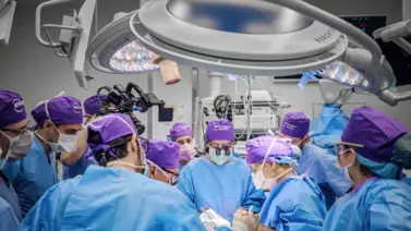 Realizan en Nueva York el primer trasplante de ojo Realizan en Nueva York el primer trasplante de ojo