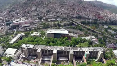 Por la Educación de Calidad… La universidad y el barrio: Horizonte, estímulo y ayuda por Jean Pierre Wyssenbach Por la Educación de Calidad… La universidad y el barrio: Horizonte, estímulo y ayuda por Jean Pierre Wyssenbach