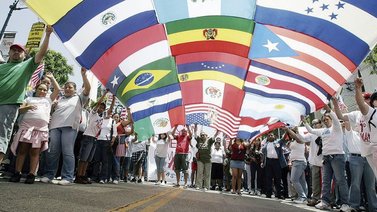 ¿Latinos dominarán EEUU?: Esto dice censo oficial