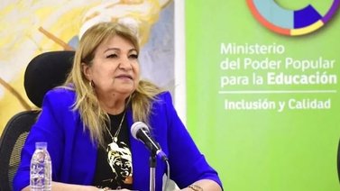 Entérese por qué Maduro regañó públicamente a la ministra Yelitze Santaella