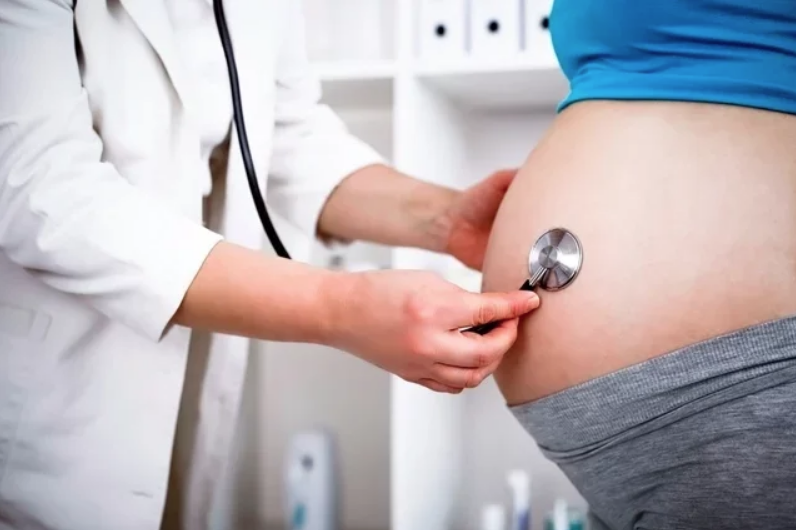¿Embarazada? Complicaciones que te puede dar el líquido amniótico