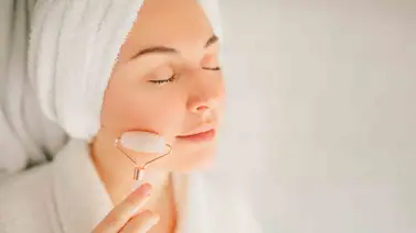 Usa a diario y evita la hinchazón del rostro Usa a diario y evita la hinchazón del rostro