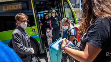 Migrantes venezolanos en Los Ángeles, California: estos centros les brindan ayuda