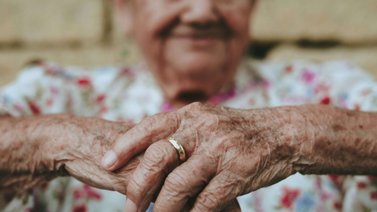 Derecho al pago de la pensión por vejez desde el exterior