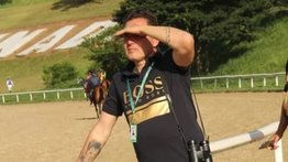 Riccardo D´Angelo da su fijo en la Rinconada en su reunión 43