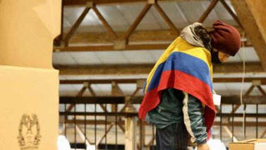 ¿Qué cargos se eligen este domingo en Colombia y por cuántos candidatos se puede votar?