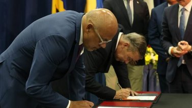 Maduro dispuesto a firmar nuevos acuerdos con la oposición