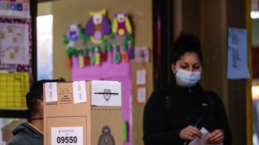 Entérate: Abren los centros de votación en Argentina