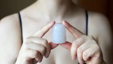 Usos de la piedra alumbre para cuidar la piel y prevenir los malos olores Usos de la piedra alumbre para cuidar la piel y prevenir los malos olores