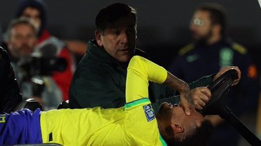 Médico se pronuncia tras la grave lesión de Neymar (+detalles)
