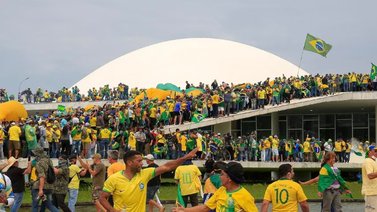 Acusan a Bolsonaro de conspirar para derrocar a Lula