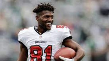 Jugador de la NFL es arrestado por esta razón