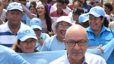 Andrés Caleca ratifica su candidatura para la Primaria