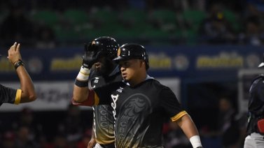 Aldrem Corredor destaca en pretemporada para los Leones del Caracas