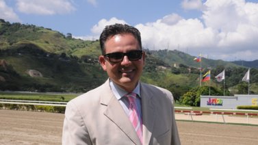 Riccardo D’Angelo igualó hazaña de Ramón García en La Rinconada