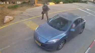 Hamás masacra a una familia dentro de su vehículo (+Video) Hamás masacra a una familia dentro de su vehículo (+Video)