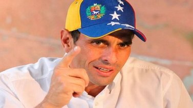 Capriles sale al paso a acusaciones por retiro de la Primaria