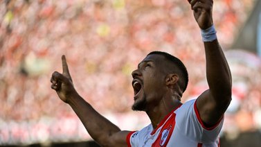 Salomón Rondón define el triunfo de River con este gol (+video)