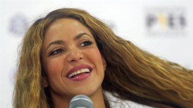 "Soy una loba herida": Shakira arremete en contra de las críticas