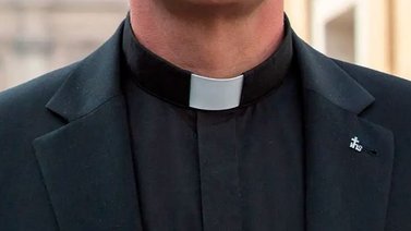 Cura polaco organizó orgía con varios sacerdotes