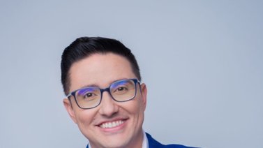 Miguel Zambrano cumple su sueño de educar y comunicar