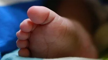 Descubren terrible crimen tras la muerte de una bebé de 10 meses
