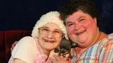 Liberarán a joven que asesinó a su madre porque le inventaba enfermedades Liberarán a joven que asesinó a su madre porque le inventaba enfermedades