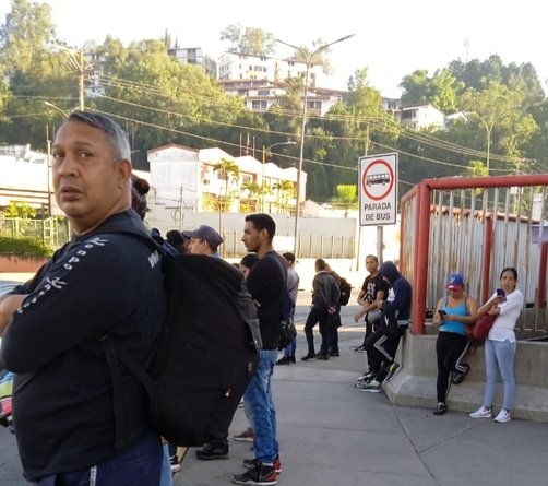 Transportistas se fueron a paro en los Altos Mirandinos este 28Sep