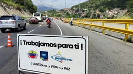 Avanzan trabajos de mantenimiento vial en la Caracas – La Guaira