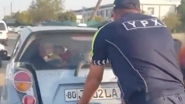 ¡Insólito! Detienen a maestra de una guardería por esta razón (+Video)