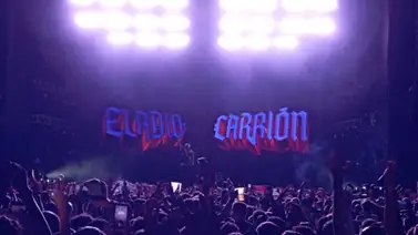 Eladio Carrión encendió la terraza del CCCT y emuló al Rey León Eladio Carrión encendió la terraza del CCCT y emuló al Rey León