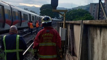 Tren del Metro de Caracas se descarriló en Caricuao (+Fotos)