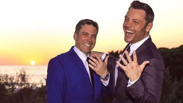 El cantante italiano Tiziano Ferro se divorcia de su marido (+Detalles)