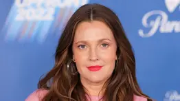 Drew Barrymore abandona la huelga y retoma su programa