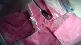 PNB incauta presunta cocaína rosada enterrada en el interior de una casa