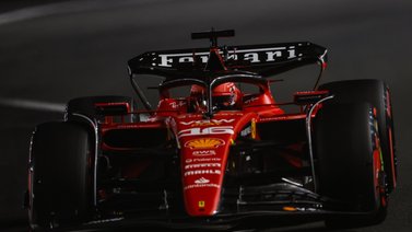 Ferrari manda en los primeros libres en Singapur
